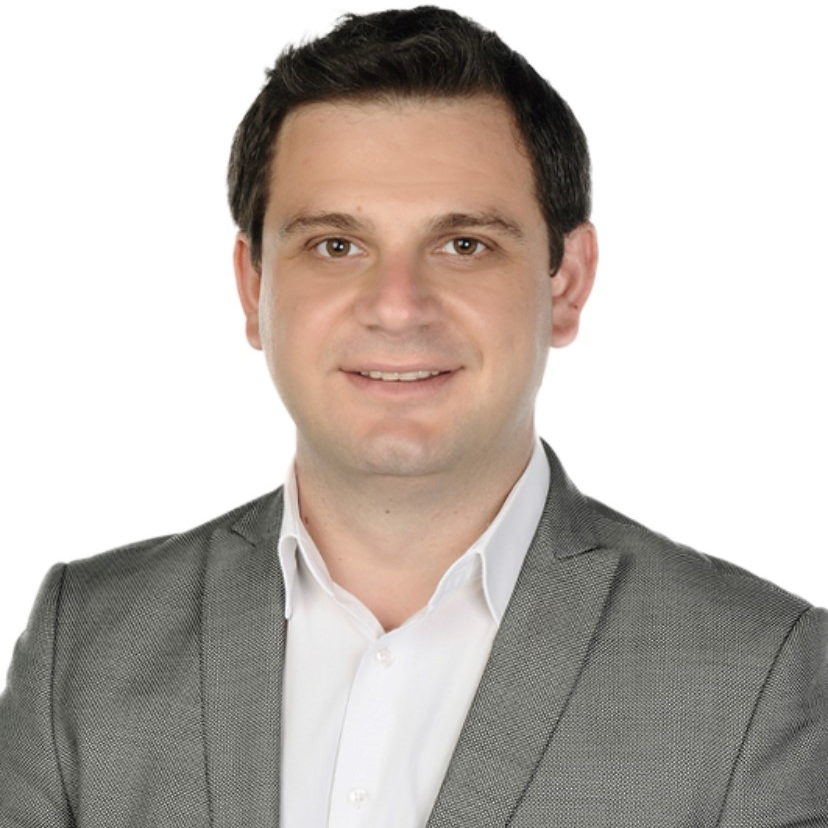 Adem Öztürk  - İşe Alım Müdürü